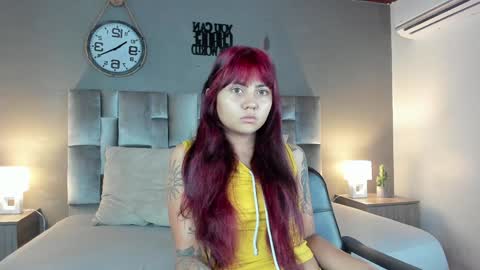 Snapshot of alaiarogers chatting on 12-20-24, 11:32 Alaia online show from 12-20-24, 11:32