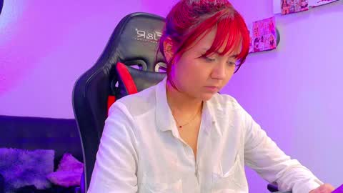 Snapshot of alaiarogers chatting on 01-15-25, 05:47 Alaia online show from 01-15-25, 05:47