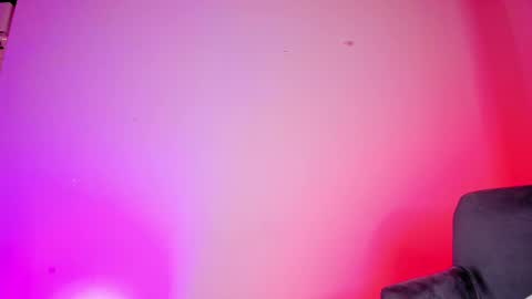 Snapshot of alaiarogers chatting on 02-27-25, 02:32 Alaia online show from 02-27-25, 02:32