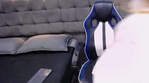 Alaiia    online show from 01-13-26, 05:07