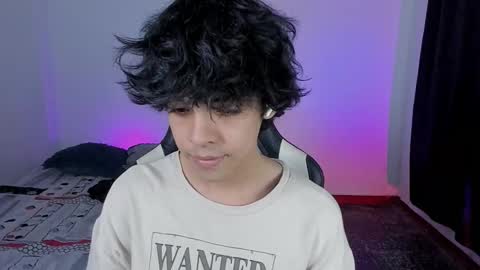 Snapshot of alan18n chatting on 11-11-25, 11:05 alan18n online show from 11-11-25, 11:05