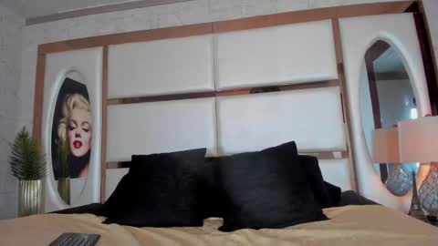 ---Alan--- online show from 10-04-25, 04:21