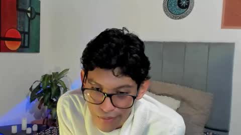 Snapshot of alan_scot chatting on 10-19-25, 06:41 Alan and Criss - WE JUST FRIENDS WITH BENEFITS BOTH VERS online show from 10-19-25, 06:41