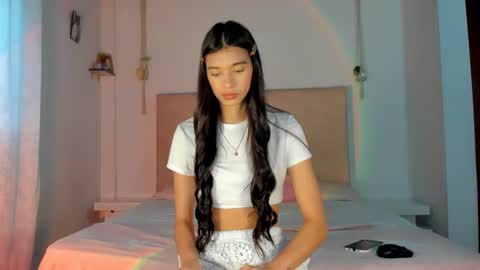            online show from 06-18-26, 05:39