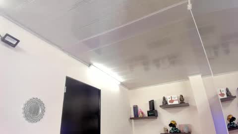 Maeve  online show from 02-19-25, 10:45