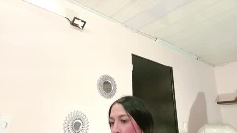 Maeve  online show from 09-28-25, 10:20