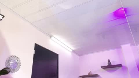 Maeve  online show from 10-09-25, 11:41