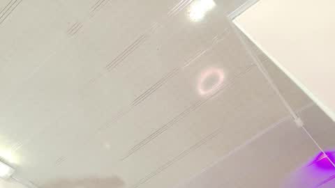 Maeve  online show from 10-23-25, 11:20