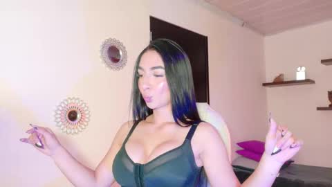 Maeve  online show from 01-11-26, 11:48