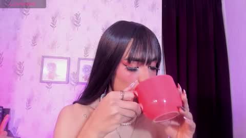 Snapshot of alana_madison10 chatting on 10-29-25, 04:59 alana madison online show from 10-29-25, 04:59