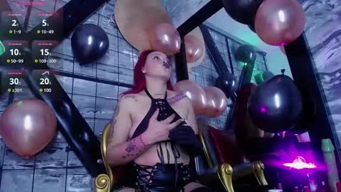 Snapshot of alana_roth chatting on 02-14-25, 03:05 ALANA ROTH online show from 02-14-25, 03:05