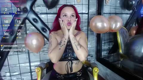 Snapshot of alana_roth chatting on 02-14-25, 09:21 ALANA ROTH online show from 02-14-25, 09:21