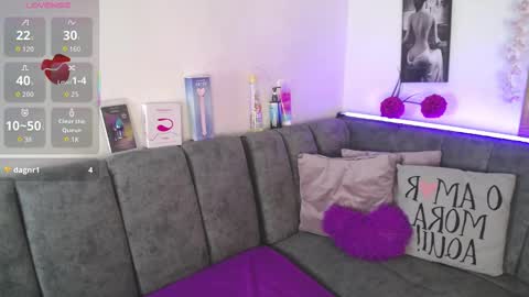 Snapshot of alana_steel_1 chatting on 03-07-26, 12:13 Alana online show from 03-07-26, 12:13