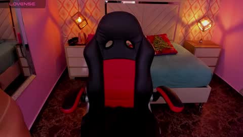  ALANA online show from 12-20-25, 02:40