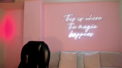 Alana online show from 09-20-25, 11:44