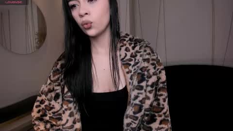 Alana online show from 12-20-25, 12:23