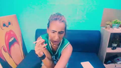 Snapshot of alanadelray chatting on 01-11-25, 11:34 alanadelray online show from 01-11-25, 11:34