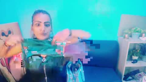 Snapshot of alanadelray chatting on 01-20-25, 07:47 alanadelray online show from 01-20-25, 07:47