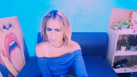 Snapshot of alanadelray chatting on 01-31-25, 07:07 alanadelray online show from 01-31-25, 07:07