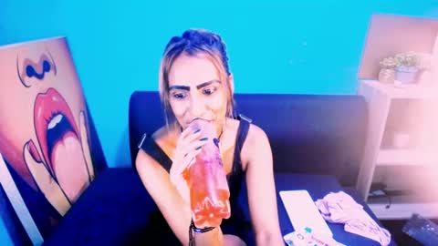 Snapshot of alanadelray chatting on 02-12-25, 02:32 alanadelray online show from 02-12-25, 02:32