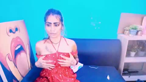 Snapshot of alanadelray chatting on 02-14-25, 10:17 alanadelray online show from 02-14-25, 10:17