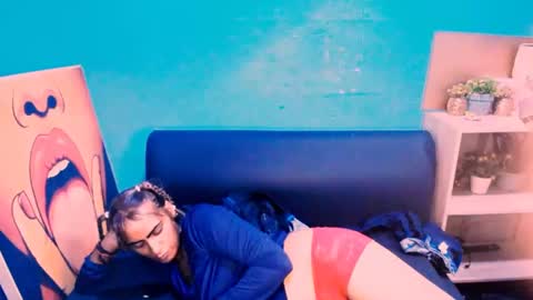 Snapshot of alanadelray chatting on 02-20-25, 11:20 alanadelray online show from 02-20-25, 11:20