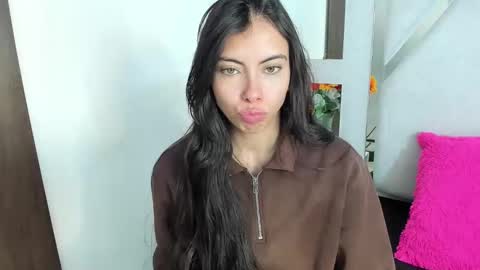 Alana hot online show from 02-10-26, 04:05