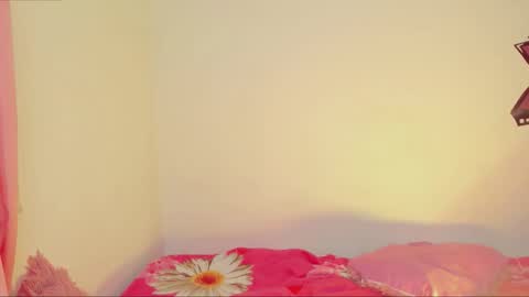 Snapshot of alanalois_ chatting on 02-20-26, 05:59 ALANA Please follow me online show from 02-20-26, 05:59