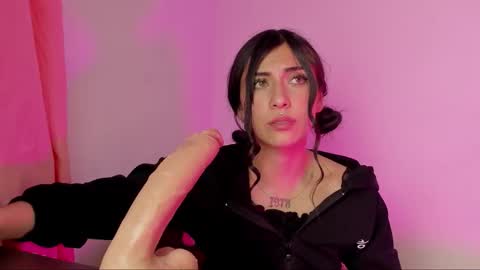 Snapshot of alanalois_ chatting on 03-04-26, 02:28 ALANA Please follow me online show from 03-04-26, 02:28