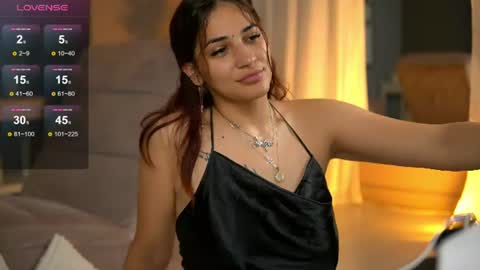 Snapshot of alanareign chatting on 06-29-26, 08:53 AlanaReign online show from 06-29-26, 08:53