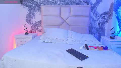 Alana Ryder online show from 01-06-25, 03:20