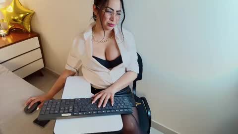 alanawestt online show from 11-14-25, 09:46