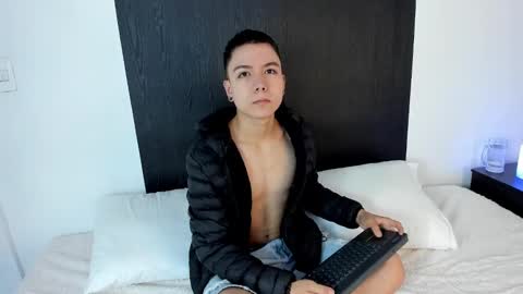 alanblack1 online show from 01-28-25, 12:22