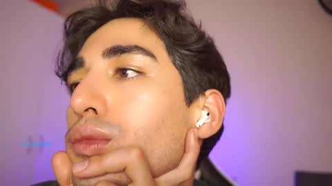 Snapshot of alandenavarre chatting on 12-03-24, 07:00 idenavarre online show from 12-03-24, 07:00