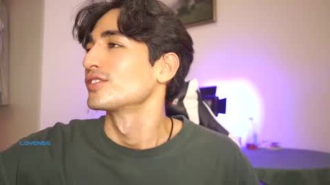 Snapshot of alandenavarre chatting on 12-10-24, 07:11 idenavarre online show from 12-10-24, 07:11