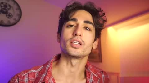 Snapshot of alandenavarre chatting on 12-24-24, 10:39 idenavarre online show from 12-24-24, 10:39