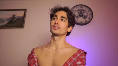 Snapshot of alandenavarre chatting on 12-25-24, 01:42 idenavarre online show from 12-25-24, 01:42