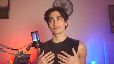 Snapshot of alandenavarre chatting on 01-15-25, 10:46 idenavarre online show from 01-15-25, 10:46