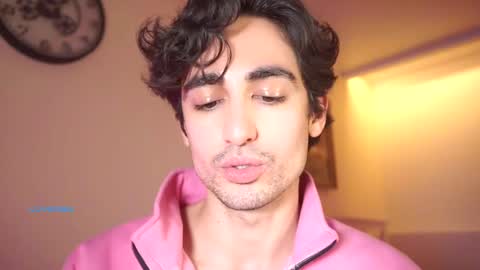 Snapshot of alandenavarre chatting on 01-21-25, 01:50 idenavarre online show from 01-21-25, 01:50