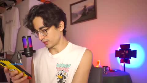 Snapshot of alandenavarre chatting on 01-23-25, 11:05 idenavarre online show from 01-23-25, 11:05