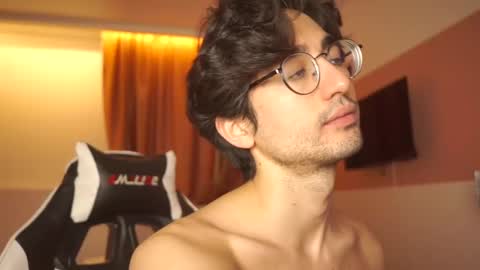 Snapshot of alandenavarre chatting on 02-02-25, 11:11 idenavarre online show from 02-02-25, 11:11