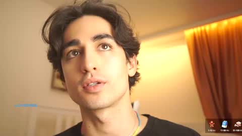 Snapshot of alandenavarre chatting on 02-06-25, 01:27 idenavarre online show from 02-06-25, 01:27