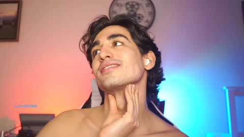 Snapshot of alandenavarre chatting on 02-28-25, 10:06 idenavarre online show from 02-28-25, 10:06