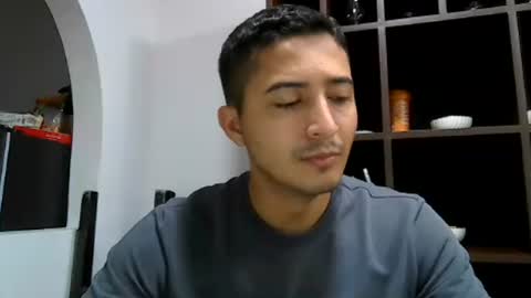 Snapshot of alanj998 chatting on 08-07-26, 05:37 alanj998 online show from 08-07-26, 05:37