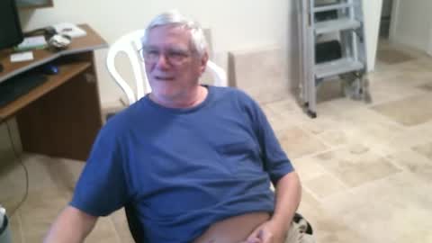 Snapshot of alanlee10allen chatting on 06-16-26, 03:36 Alanlee10allen online show from 06-16-26, 03:36