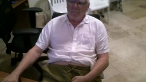 Snapshot of alanlee10allen chatting on 07-09-26, 12:42 Alanlee10allen online show from 07-09-26, 12:42