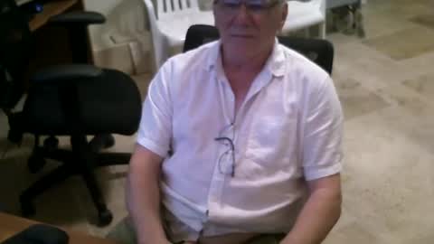 Snapshot of alanlee10allen chatting on 07-11-26, 03:59 Alanlee10allen online show from 07-11-26, 03:59