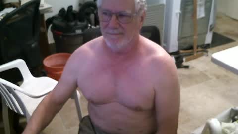Snapshot of alanlee10allen chatting on 08-01-26, 02:49 Alanlee10allen online show from 08-01-26, 02:49