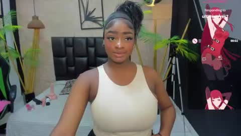 Snapshot of alanna_bonny chatting on 06-22-26, 12:13 Alanna online show from 06-22-26, 12:13
