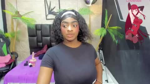 Snapshot of alanna_bonny chatting on 07-26-26, 02:02 Alanna online show from 07-26-26, 02:02